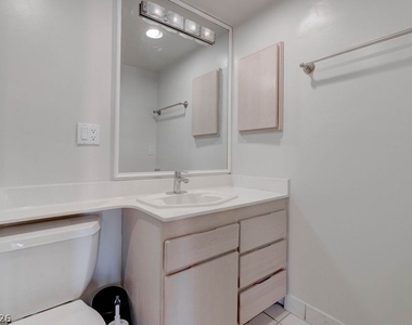 3111 Bel Air Drive - Photo Thumbnail 31