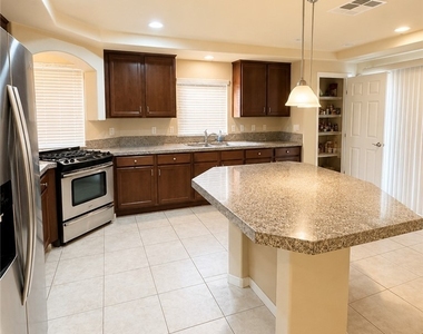 6852 Cavatina Avenue - Photo Thumbnail 1