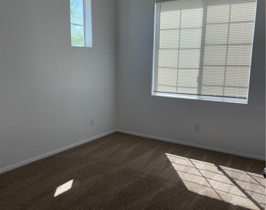 10519 Allegrini Drive - Photo Thumbnail 15