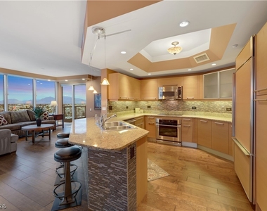 322 Karen Avenue - Photo Thumbnail 3