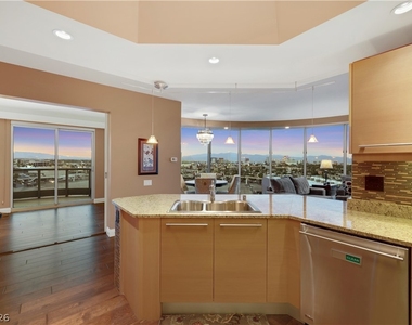 322 Karen Avenue - Photo Thumbnail 4