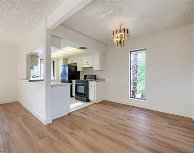 1405 Vegas Valley Drive - Photo Thumbnail 7
