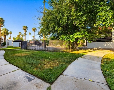 1405 Vegas Valley Drive - Photo Thumbnail 21