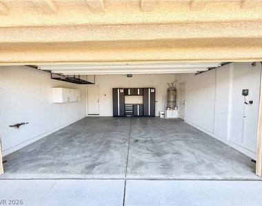 5190 Lignum Avenue - Photo Thumbnail 2