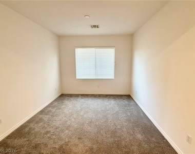 5190 Lignum Avenue - Photo Thumbnail 16