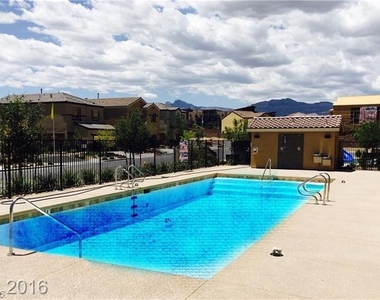 8929 Hull Bay Avenue - Photo Thumbnail 4