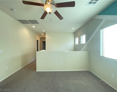 8929 Hull Bay Avenue - Photo Thumbnail 12