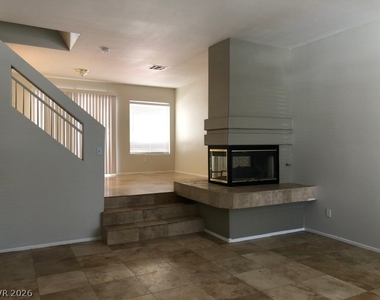 3439 Bankside Drive - Photo Thumbnail 2