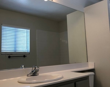 3439 Bankside Drive - Photo Thumbnail 25