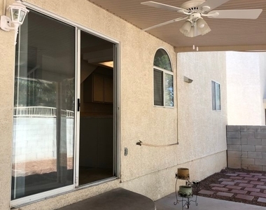 3439 Bankside Drive - Photo Thumbnail 14