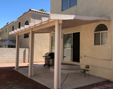 3439 Bankside Drive - Photo Thumbnail 12