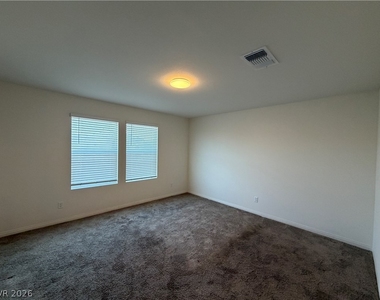 7056 Dandelion Park Avenue - Photo Thumbnail 14