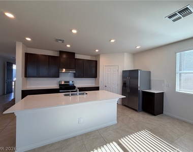 7056 Dandelion Park Avenue - Photo Thumbnail 3