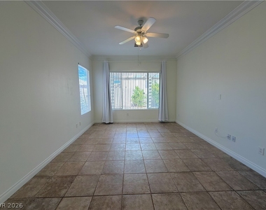 322 Turtle Peak Avenue - Photo Thumbnail 23