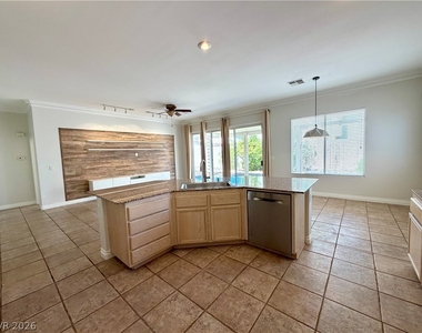 322 Turtle Peak Avenue - Photo Thumbnail 20