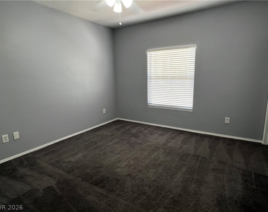 6905 Cobre Azul Avenue - Photo Thumbnail 22
