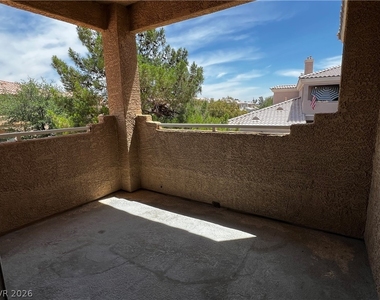 6905 Cobre Azul Avenue - Photo Thumbnail 30