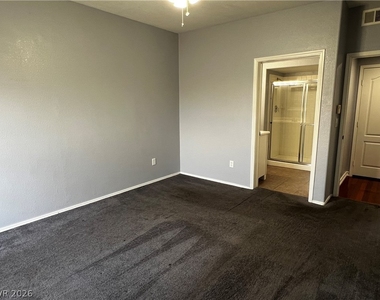 6905 Cobre Azul Avenue - Photo Thumbnail 17