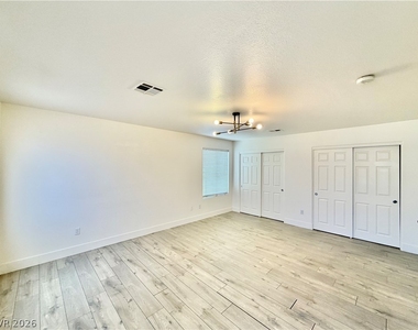 5863 Rose Tiara Drive - Photo Thumbnail 22