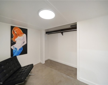 200 Hoover Avenue - Photo Thumbnail 9