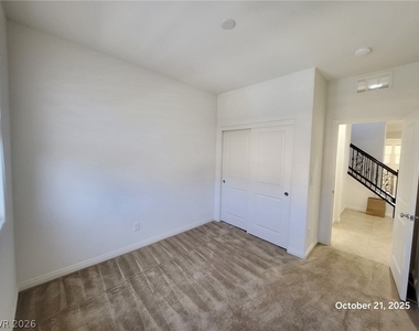 12281 Terrace Verde Avenue - Photo Thumbnail 8