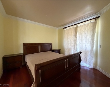 220 E Flamingo Road - Photo Thumbnail 11