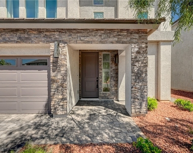 630 Great River Avenue - Photo Thumbnail 4