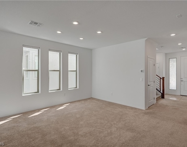 630 Great River Avenue - Photo Thumbnail 11