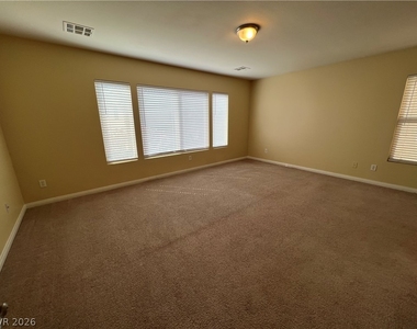 7531 Townsville Avenue - Photo Thumbnail 29