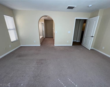 7531 Townsville Avenue - Photo Thumbnail 32