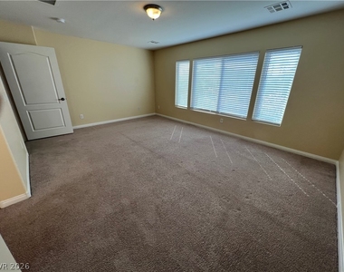 7531 Townsville Avenue - Photo Thumbnail 30