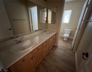 7531 Townsville Avenue - Photo Thumbnail 24