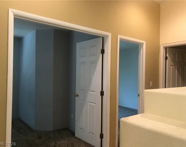 8645 Grand Pine Avenue - Photo Thumbnail 6