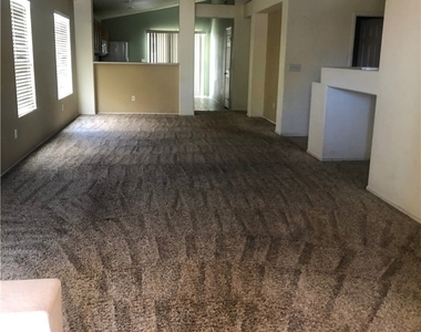 8645 Grand Pine Avenue - Photo Thumbnail 3