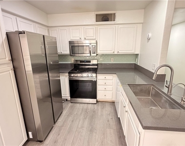 5710 E Tropicana Avenue - Photo Thumbnail 8