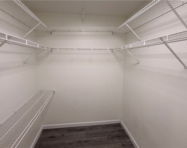 5710 E Tropicana Avenue - Photo Thumbnail 25