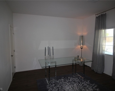 10086 Emerald Edgewater Court - Photo Thumbnail 2