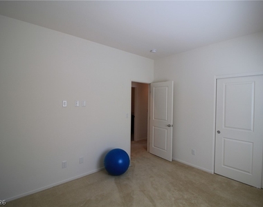 10086 Emerald Edgewater Court - Photo Thumbnail 25