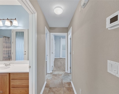 11821 Luna Del Mar Lane - Photo Thumbnail 31