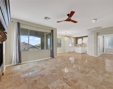 11821 Luna Del Mar Lane - Photo Thumbnail 5