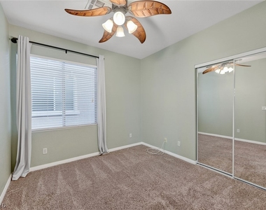 11821 Luna Del Mar Lane - Photo Thumbnail 18