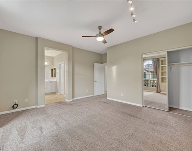 11821 Luna Del Mar Lane - Photo Thumbnail 23