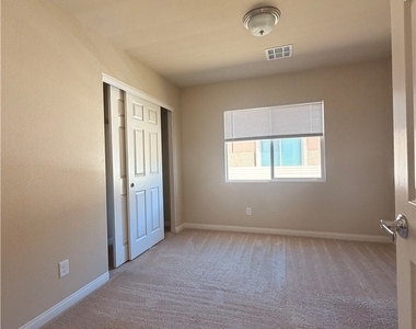 7068 Aspenwood Cellars Court - Photo Thumbnail 10