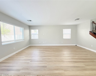 6534 Mocha Brown Court - Photo Thumbnail 5