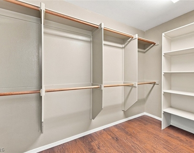 11240 Woodland Violet Avenue - Photo Thumbnail 22