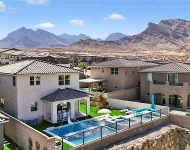 2252 Bird Of Prey Street - Photo Thumbnail 18