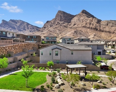 2252 Bird Of Prey Street - Photo Thumbnail 17