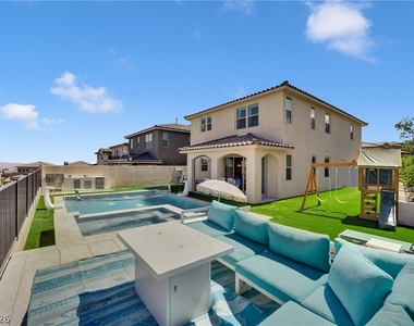 2252 Bird Of Prey Street - Photo Thumbnail 15
