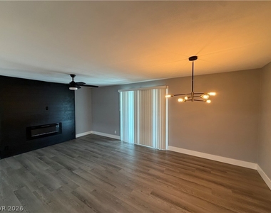 2021 Santa Clara Drive - Photo Thumbnail 7