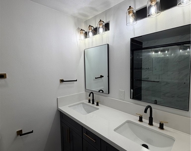 2021 Santa Clara Drive - Photo Thumbnail 43
